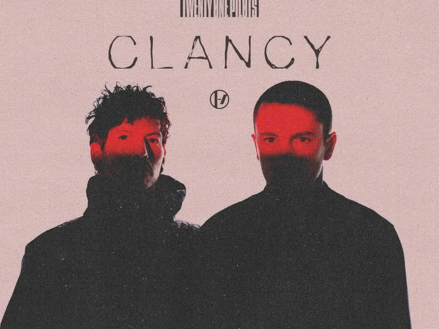Tyler y Josh con Clancy